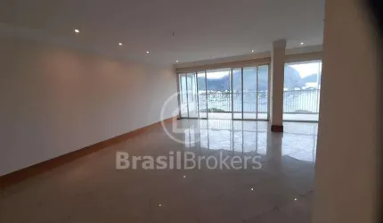 Reformado com 4 Quartos ,2 Suites e 1 Vaga na Rui Barbosa de frente para o Cristo