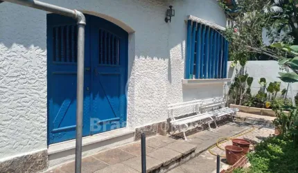Excelente Casa Linear no Alto do Jardim Botânico