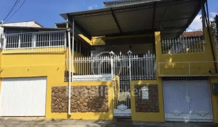 Casa com Grande Potencial na Rua da Bondade – Curicica