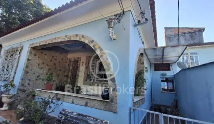Casa ampla e bem localizada em Tanque
