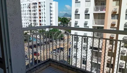 Apto 2 quartos no condomínio caminhos da barra- completíssimo!