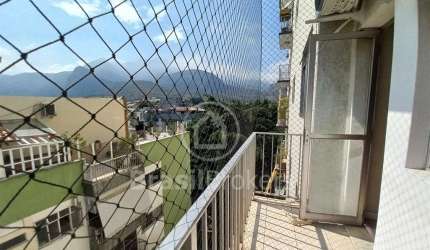 Apartamento 2 quartos + dependências e empregada