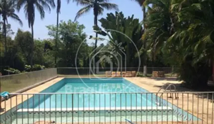 Rural à venda com 9000,00m² e 3 quartos em Centro, Magé - rj