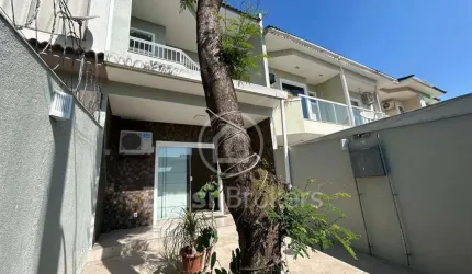 Casa de Condomínio à venda com 128,00m² e 3 quartos em Freguesia (Jacarepaguá), Rio de Janeiro - RJ