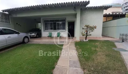 Casa à venda com 393,00m² e 3 quartos em Freguesia (Jacarepaguá), Rio de Janeiro - rj