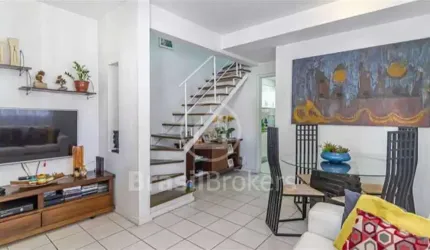 Casa de Vila à venda com 74,00m² e 2 quartos em Pechincha, Rio de Janeiro - rj