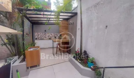 Casa com 340,00m² e 5 quartos em Taquara, Rio de Janeiro - rj