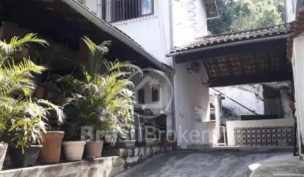 Casa à venda com 672,00m² e 4 quartos em Freguesia (Jacarepaguá), Rio de Janeiro - rj