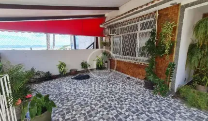 CASA LINEAR NA FREGUESIA - ILHA DO GOVERNADOR COM 3 QUARTOS E 200M²