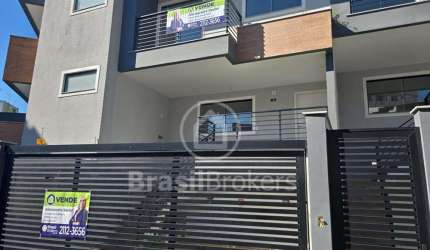 Casa à venda com 133,00m² e 4 quartos em Jardim Guanabara, Rio de Janeiro - rj