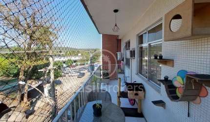 Apartamento modernizado.