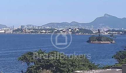 Casa à venda com 450,00m² e 4 quartos em Freguesia (Ilha do Governador), Rio de Janeiro - rj