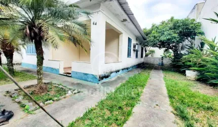 Casa 3 quartos, sendo 1 suíte