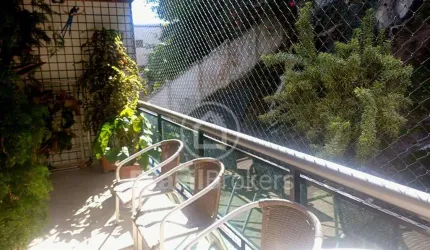 Magnifico apartamento de 2 quartos com 103 m² com vista livre em prédio com elevador na Ribeira!