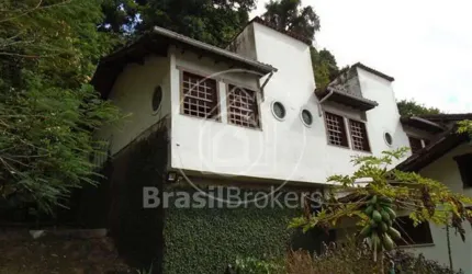 Casa à venda com 2488,00m² e 6 quartos em Cosme Velho, Rio de Janeiro - rj