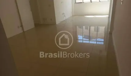 Excelente imóvel pronto para entrar e morar com 3 quartos, suíte e vaga.