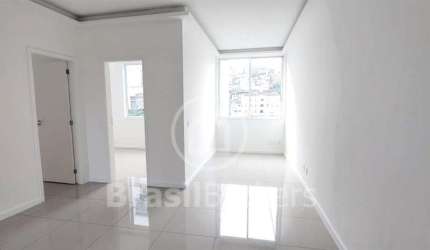 Apartamento à venda com 70,00m² e 2 quartos em Catete, Rio de Janeiro - RJ