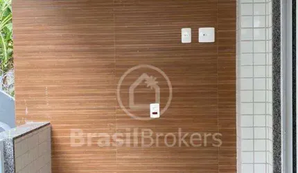 EXCELENTE APARTAMENTO 2 QUARTOS C VAGA E VARANDA