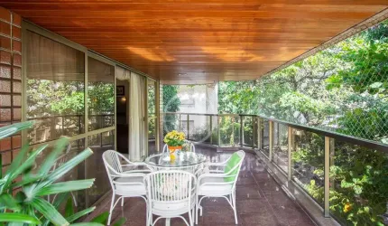 Apartamento 4 quartos, sendo 3 suítes