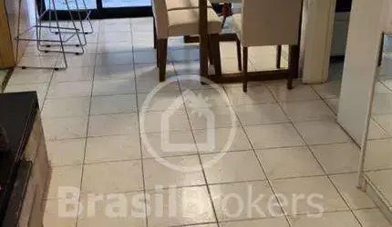 Apartamento à  venda na Gávea , com 50 metros quadrados, vaga na escritura e pronto par morar..