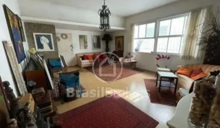Leblon, 121 m², amplo, sala, 3 quartos e 1 vaga ! Frente com vista livre !