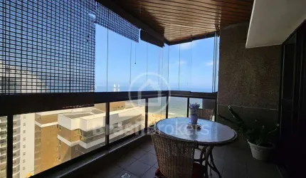 Flat com Varanda e Serviços na Barra da Tijuca de Frente ao Mar