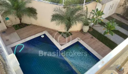 Casa de Condomínio à venda com 267,00m² e 4 quartos em Vargem Pequena, Rio de Janeiro - RJ