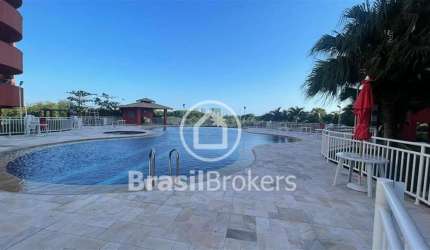 Apartamento de 3 quartos com 2 suites , 114m2 , com armários - Barra Olímpica