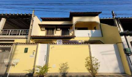 Casa com 5 dormitórios à venda, 218 m² por R$ 780.000,00 - Campo Grande - Rio de Janeiro/RJ