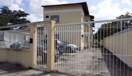 Apartamento com 2 dormitórios para alugar, 55 m² por R$ 1.315/mês -  Rua Aricuri, Campo Grande - Rio de Janeiro/RJ