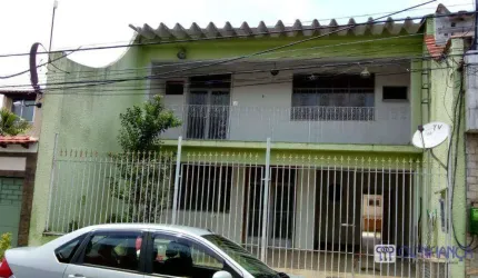 Casa com 3 dormitórios à venda, 118 m² por R$ 550.000,00 - Bangu - Rio de Janeiro/RJ