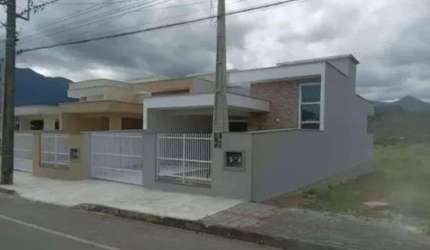 Geminado Térreo à Venda no Bairro Bracinho em Schroeder / SC