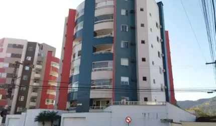 Apartamento à Venda no Centro de Jaraguá do Sul / SC