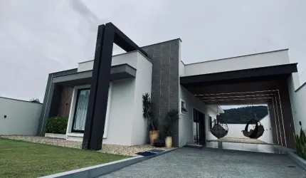 Belíssima casa MOBILIADA em Massaranduba / SC - Bairro Patrimônio