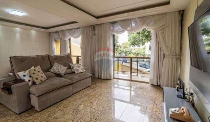 Casa, 4 quartos com 1 suíte, 6 banheiros, Maria da Graça