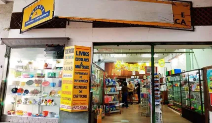 PONTO COMERCIAL COM ESCRITÓRIOS E BANHEIRO À VENDA EM RAMOS/RJ!