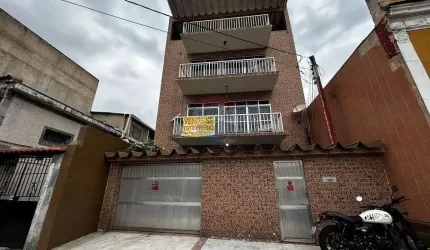 Belíssimo Triplex à Venda - Ramos RJ