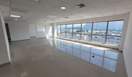 Sala no Recreio dos Bandeirantes