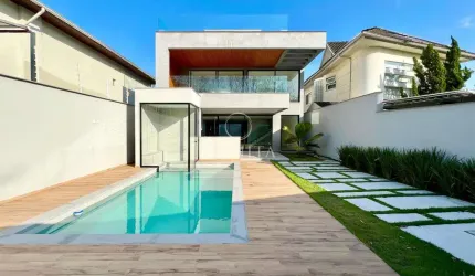 Casa em Condominio em Barra da Tijuca  -  Rio de Janeiro