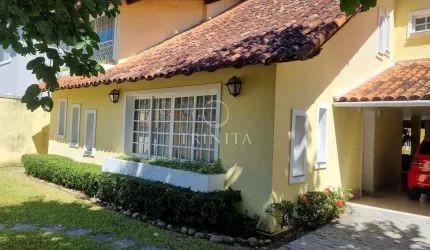 Casa Duplex em condomínio no Anil  -  Rio de Janeiro