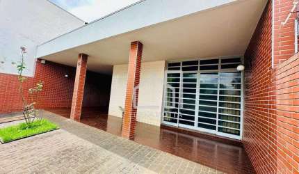 Casa com 4 dormitórios à venda, 242 m² por R$ 600.000 - Nossa Senhora Aparecida - Uberlândia/MG