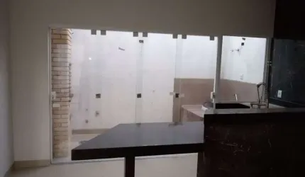 Sobrado com 3 dormitórios à venda por R$ 435.000,00 - Novo Mundo - Uberlândia/MG