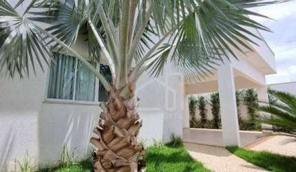 Casa com 3 dormitórios à venda, 195 m² por R$ 920.000,00 - Novo Mundo	 - Uberlândia/MG