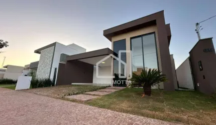 Casa com 3 dormitórios à venda, 180 m² por R$ 1.600.000,00 - Novo Mundo - Uberlândia/MG
