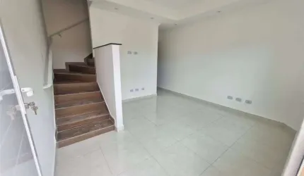 EXCELENTE CASA DE CONDOMÍNIO COM 2 DORMITÓRIOS NO BARRO JARDIM MELVI EM PRAIA GRANDE!
