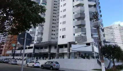 Excelente corbetura com vista livre para o mar, piscina privativa, elevador privativo e 02 vagas de garagem demarcadas. O imóvel está localizado no Campo da Aviação, bairro que recebeu muitas melhoria