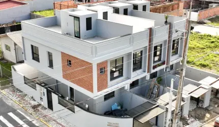 Lindo conjunto de sobrados  em Morretes  Itapema