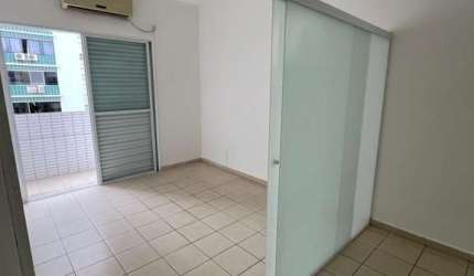 Apartamento para Locação em Santos, Gonzaga, 1 dormitório, 1 banheiro, 1 vaga