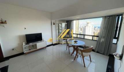 Apartamento 2 quartos, 1 suíte, na melhor localização da Graça, em plena Av. Euclides da Cunha. Andar alto, super ventilado, nascente com vista mar.