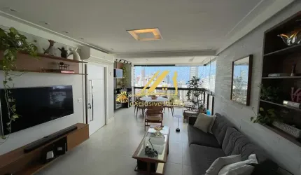 Apartamento finamente decorado, 127m2, 3 suítes com lavabo e dependência completa. No Jardim Apipema. Andar alto, bem ventilado. 3 vagas de garagem